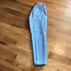 Early 90’s Vintage 550 Levi 12 M Mom Jeans